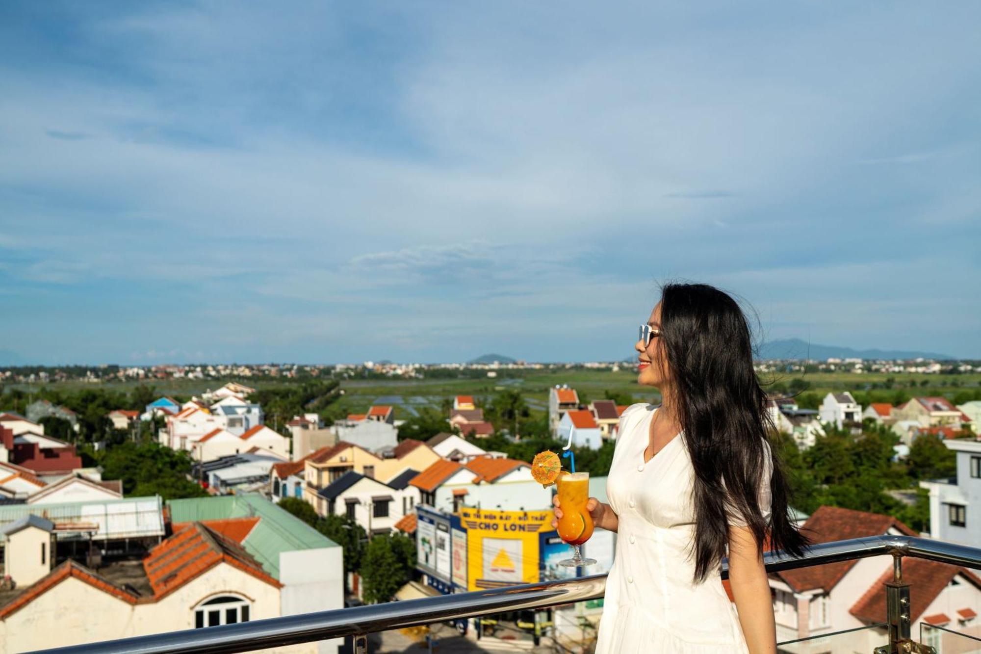Qualia De Hotel Hoi An - Rooftop Bar City View ภายนอก รูปภาพ