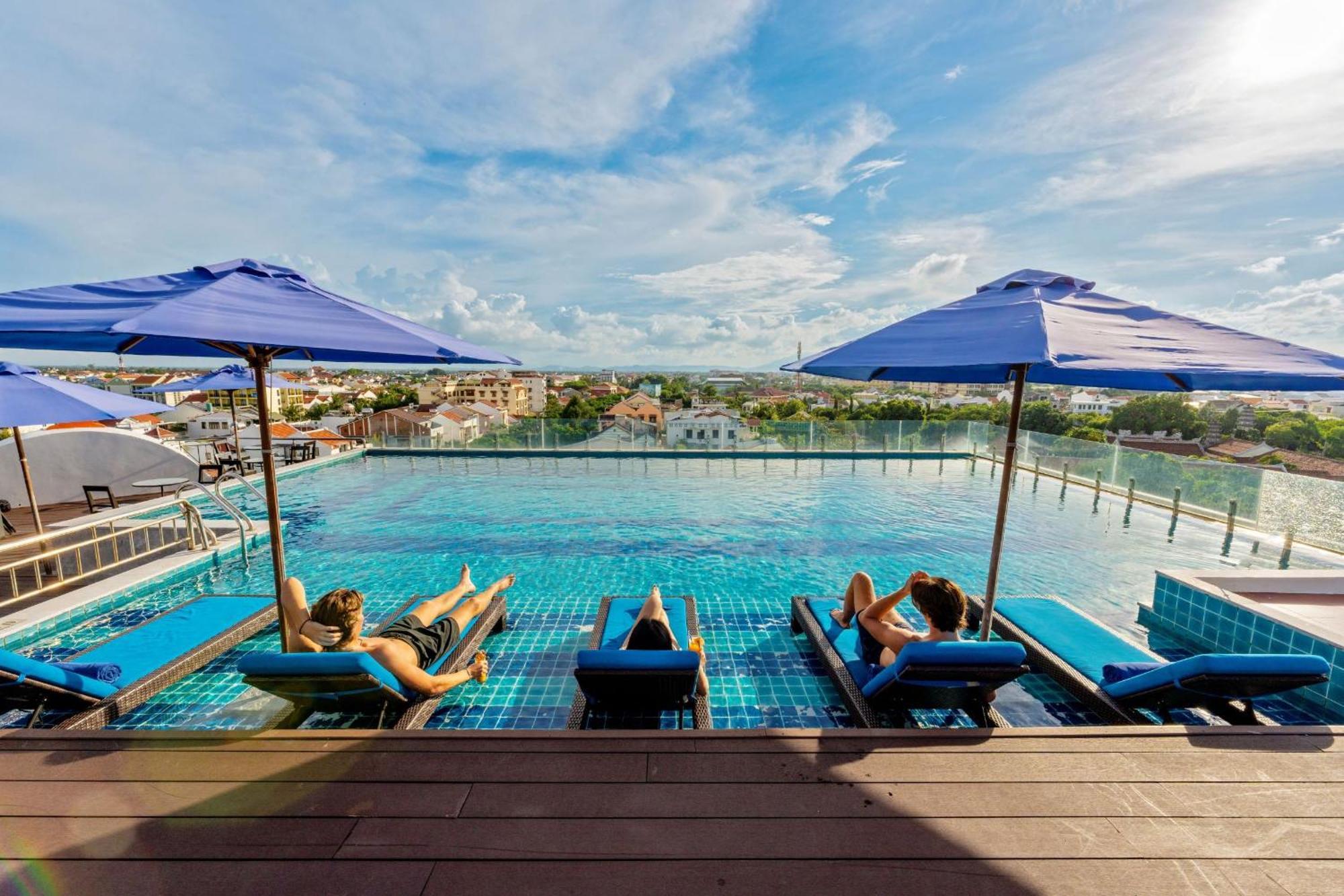Qualia De Hotel Hoi An - Rooftop Bar City View ภายนอก รูปภาพ